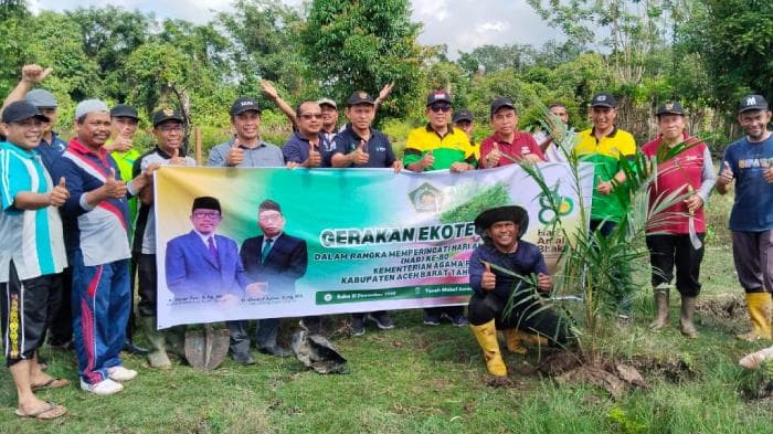 Kemenag Aceh Barat Optimalkan Lahan Wakaf 1,5 Hektar untuk Tanaman Produktif