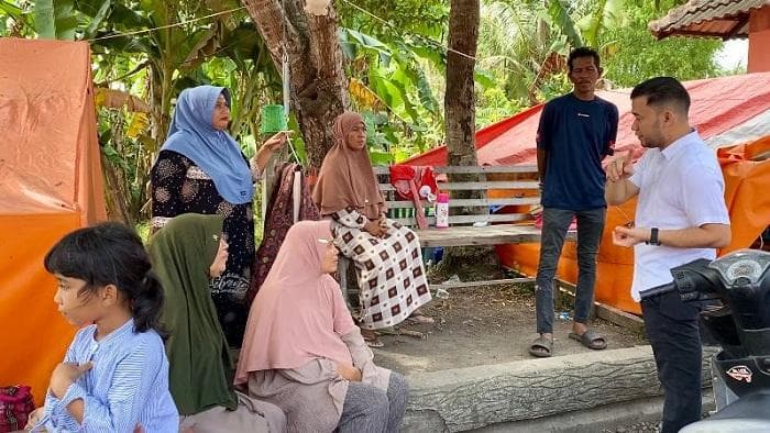 Pemko Lhokseumawe & PIM Salurkan 10 Ribu Liter Air Bersih Bagi Pengungsi Banjir