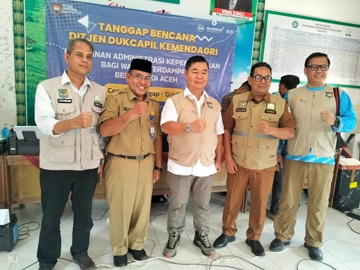 Disdukcapil Aceh Timur Cetak 12 Ribu Dokumen Kependudukan Pasca Banjir