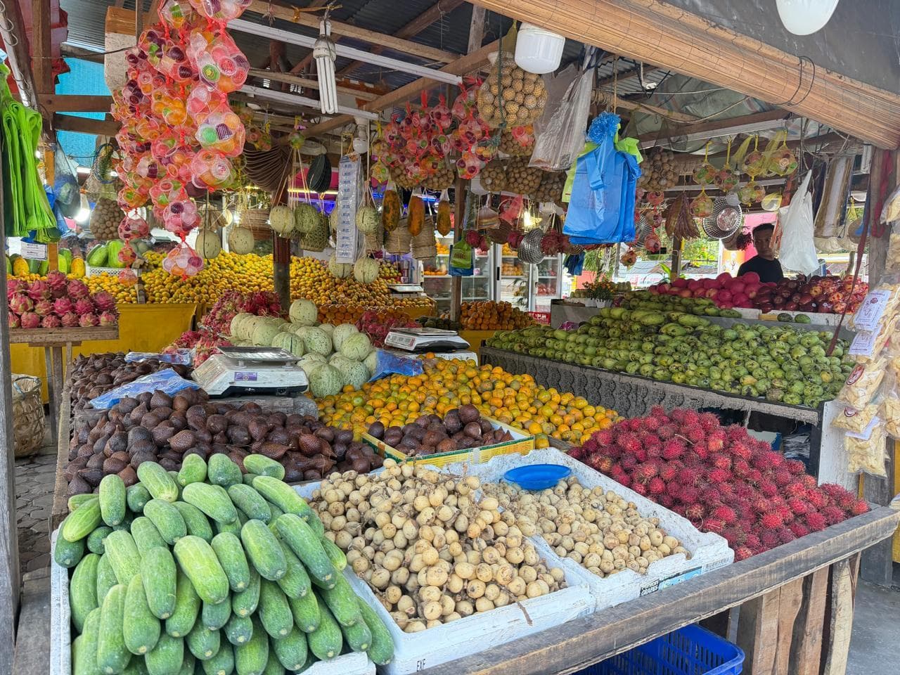 Penjualan Buah di Sabang Meningkat Saat Ramadhan 2026, UMKM Kuliner Dominasi Pembeli