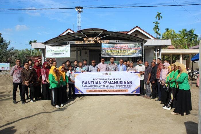 Lapas Bireuen Salurkan Bansos ke Pengungsi Banjir Blang Panjoe