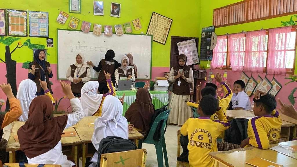 50 Mahasiswa USK Edukasi PHBS untuk Siswa SD Pidie Jaya Pascabanjir