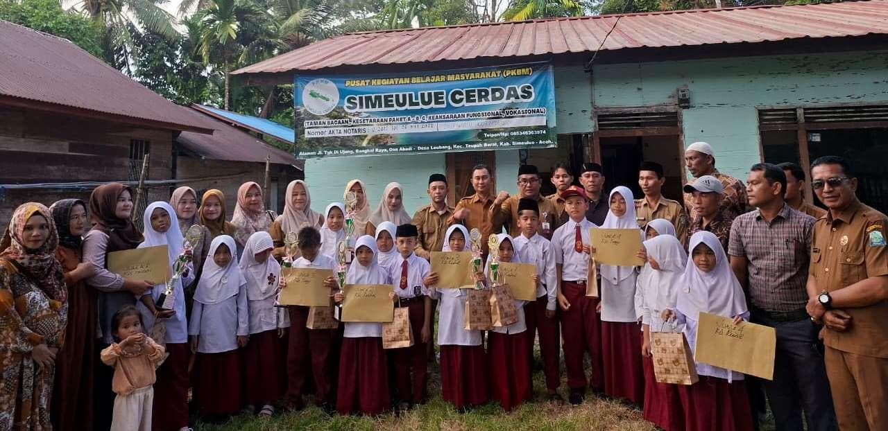 Siswa Simeulue Berkompetisi Membaca Nyaring, Harapkan Lebih Banyak Buku