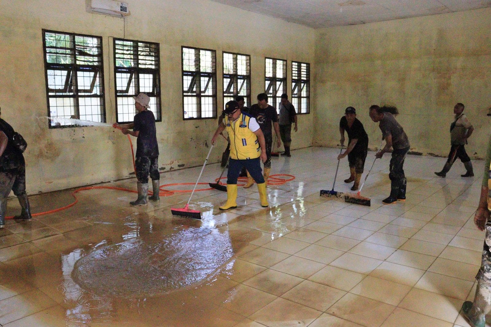 Senyum Siswa Kembali di SMPN 1 Kejuruan Muda Pasca Bencana Aceh Tamiang