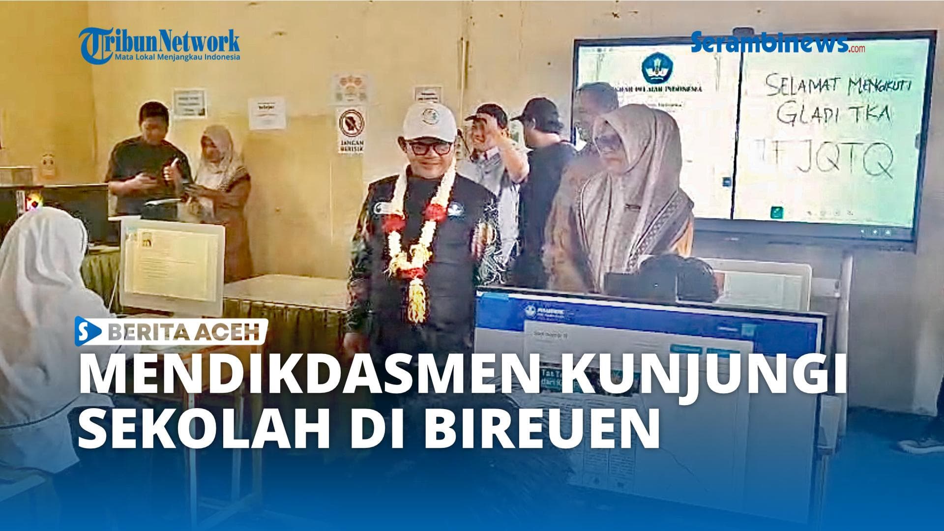 Mendikdasmen Peletakan Batu Pertama 22 SD dan 35 TK di Bireuen