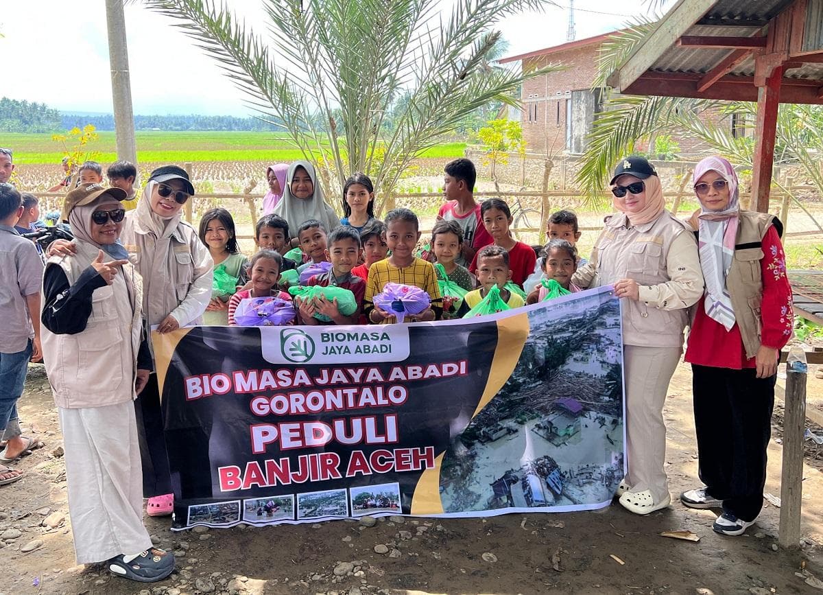 Bantuan Paket Sekolah untuk 120 Anak Pengungsi di Aceh Utara