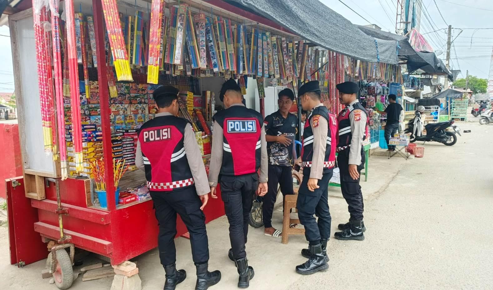 Polisi Aceh Timur Imbau Pedagang Hentikan Jual Petasan Saat Ramadan