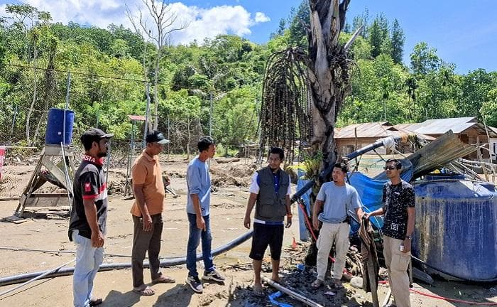 Teknisi Perumdam Abdya Bantu Pemulihan Air Bersih di Aceh Tengah Pasca Banjir