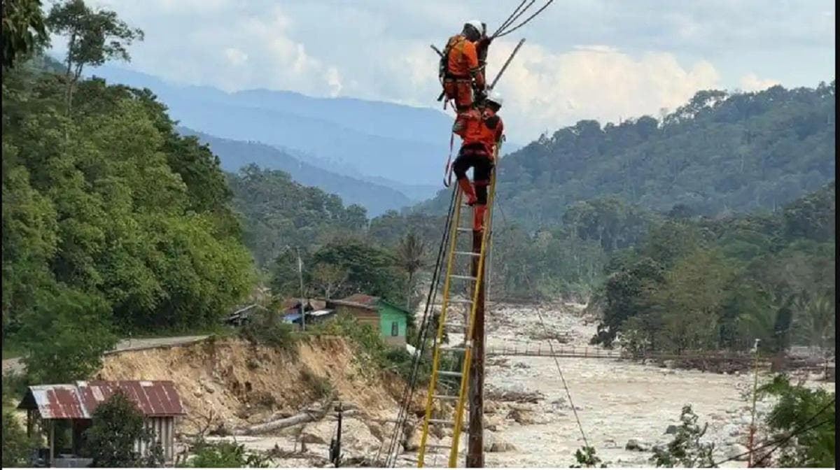 PLN Pulihkan Listrik di 6.432 Desa Aceh, 68 Desa Masih Gelap