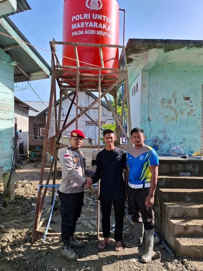 Polres Nagan Raya Borong Sumur untuk TPA dan Warga Tripa Makmur