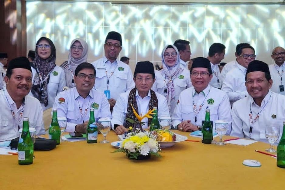 Kampus Harus Cetak Generasi Peduli Ekologis, Rektor UIN Ar-Raniry Hadiri Lokakarya-Rakernas Kemenag