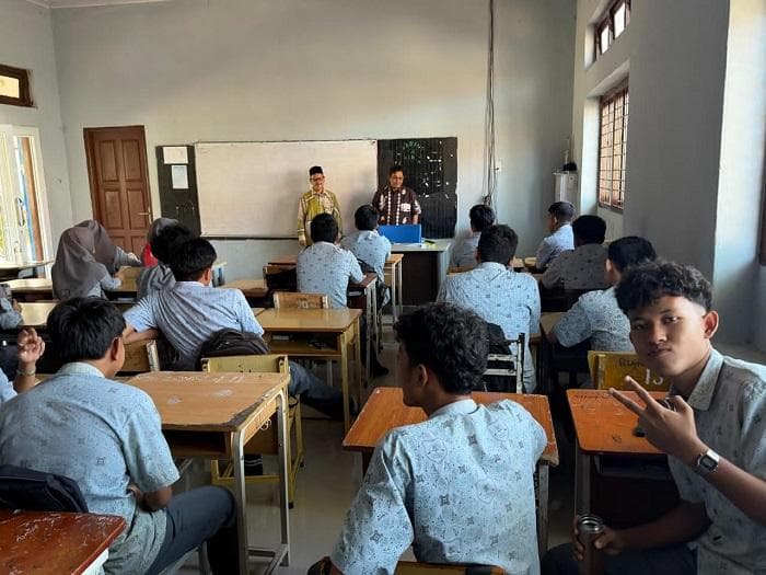 FISIP Unimal Bangkitkan Semangat Siswa Terdampak Bencana di Aceh Barat