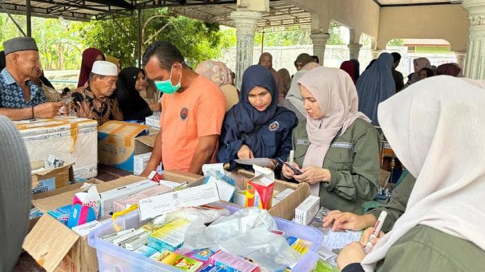 Puluhan Dokter Spesialis Turun ke Pidie Jaya, Melayani Khitanan Massal dan Bantuan Bencana