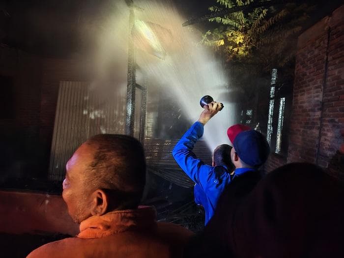 Rumah Anak Yatim di Bireuen Terbakar, Pakaian dan Sepeda Motor Ludes