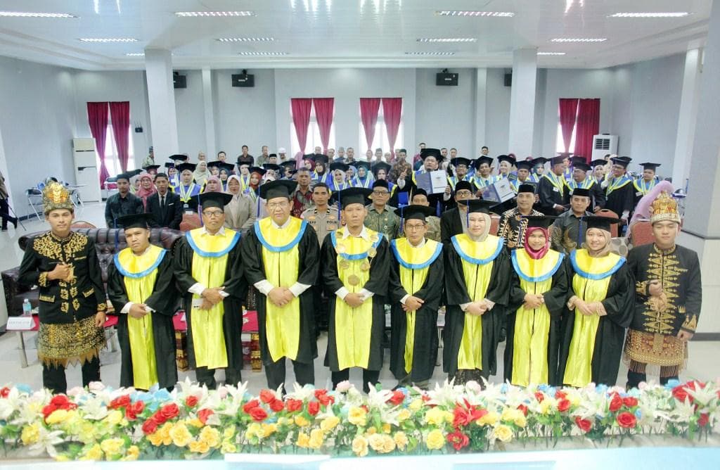 40 Sarjana STAI Darul Hikmah Aceh Barat Wisuda, Tekankan Adaptasi Digital dan AI
