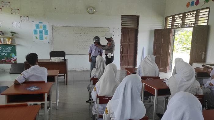 Satlantas Aceh Timur Edukasi Pelajar Tekan Angka Kecelakaan Lalu Lintas