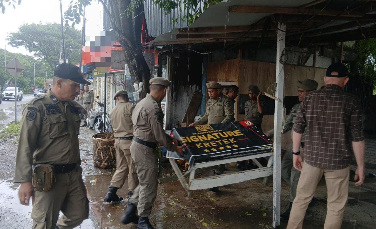 PKL di Jalan AMD Banda Aceh Diberi Waktu Sepekan untuk Pindah