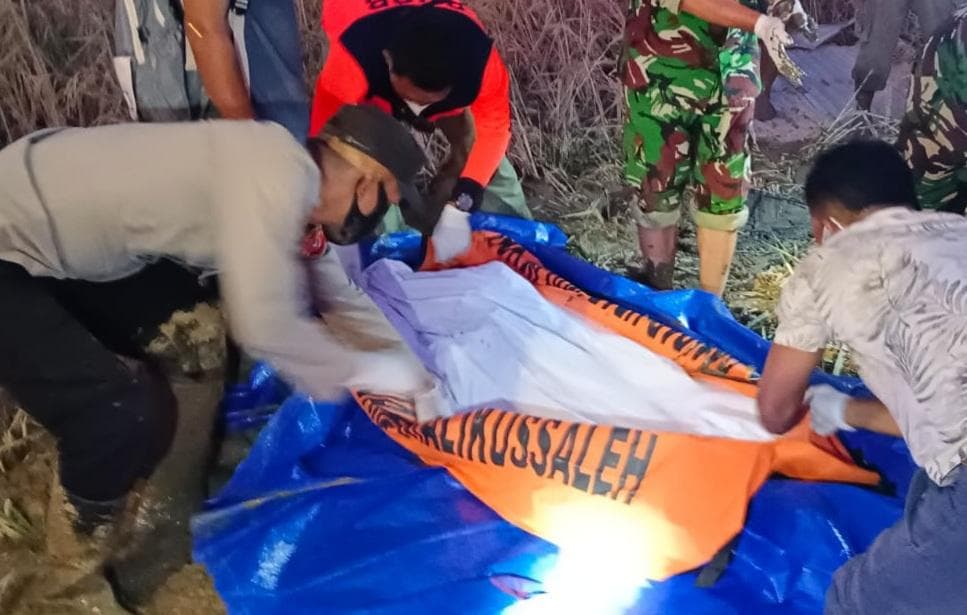 Hendak Cari Kulkas yang Hanyut Karena Banjir, Warga Temukan Jenazah di Area Persawahan