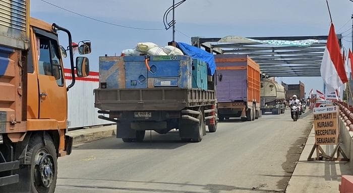 Jembatan Kutablang Bireuen Dibatasi Muatan 30 Ton, Warga Khawatir Akses Terhambat