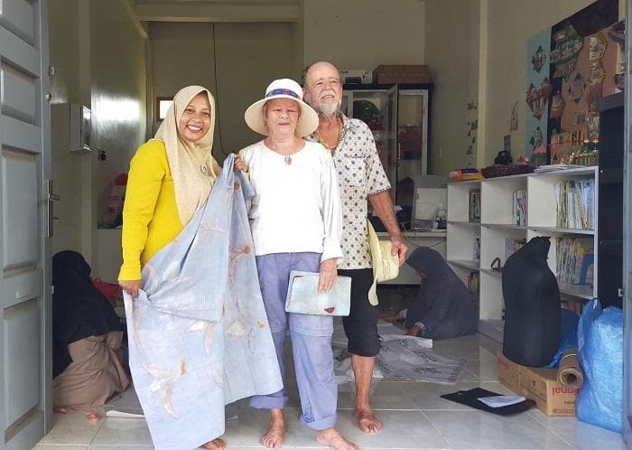 Produk Ecoprint UMKM Aceh Besar Diminati Turis Mancanegara, Harga Rp300 Ribu hingga Rp800 Ribu