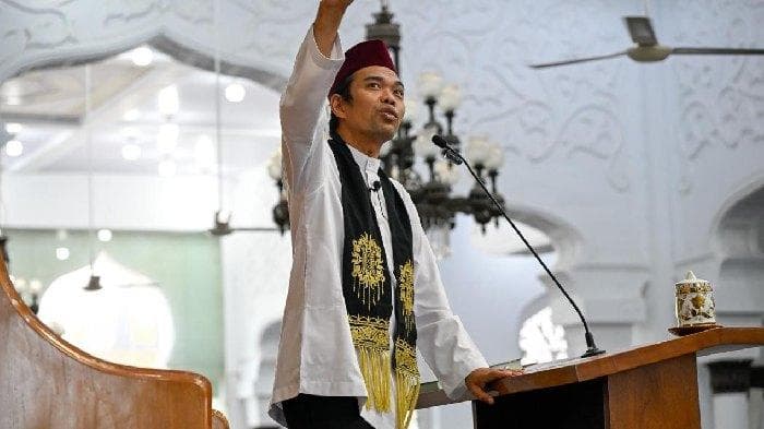 Ceramah di MRB, UAS Tekankan Takdir Allah dan Tanggung Jawab Manusia Jaga Lingkungan