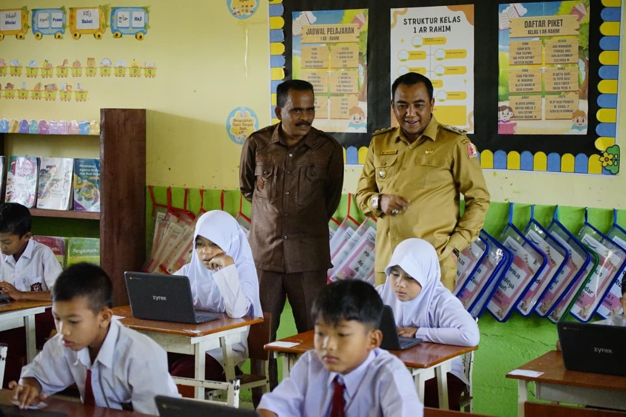 Guru Nagan Raya Diminta Hadir Lebih Awal untuk Sambut Siswa Hari Pertama Sekolah