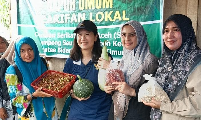 Wamen PPPA Bantu Pemberdayaan Ekonomi Perempuan di Seuneubok Saboh Pasca Banjir
