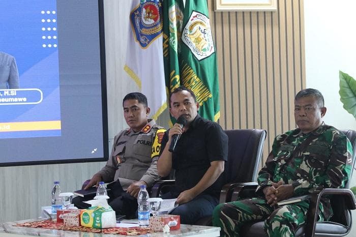 965 PPPK Lhokseumawe Bersihkan Banjir di Muara Batu Aceh Utara