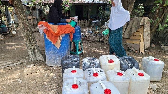 Warga Alue Kuta Bireuen Kesulitan Air Bersih Pasca Banjir, PDAM Rusak