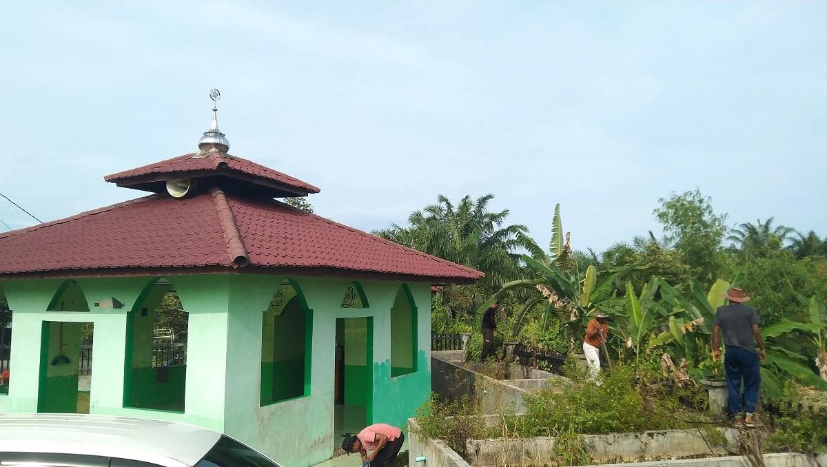 Warga Aceh Singkil Bersihkan Masjid dan Mushala Menyambut Ramadhan 1447 H
