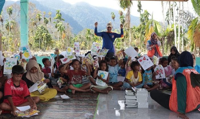 Tim IAI Salurkan Bantuan dan Trauma Healing untuk Korban Banjir di Aceh Timur dan Aceh Tamiang