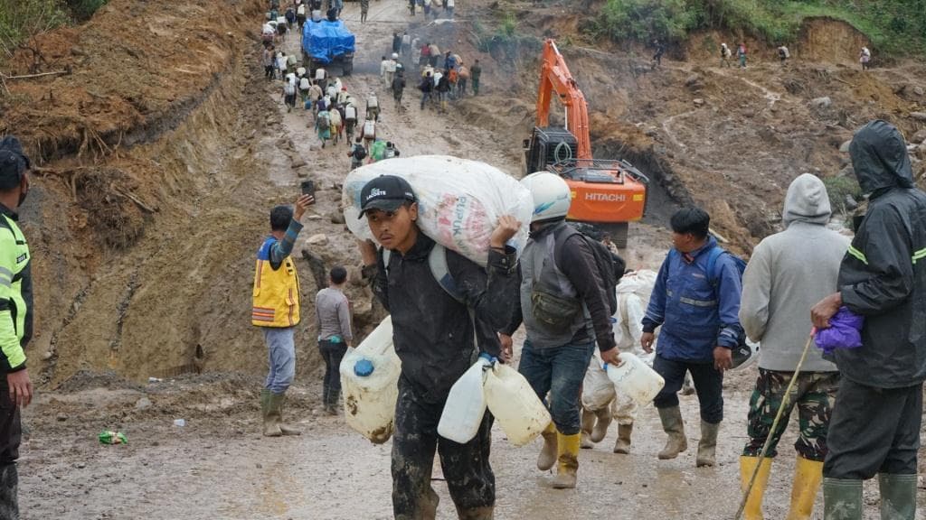 Jalur KKA Arah Kem Ditutup Sementara, Polisi Imbau Warga Gunakan Jalur Alternatif