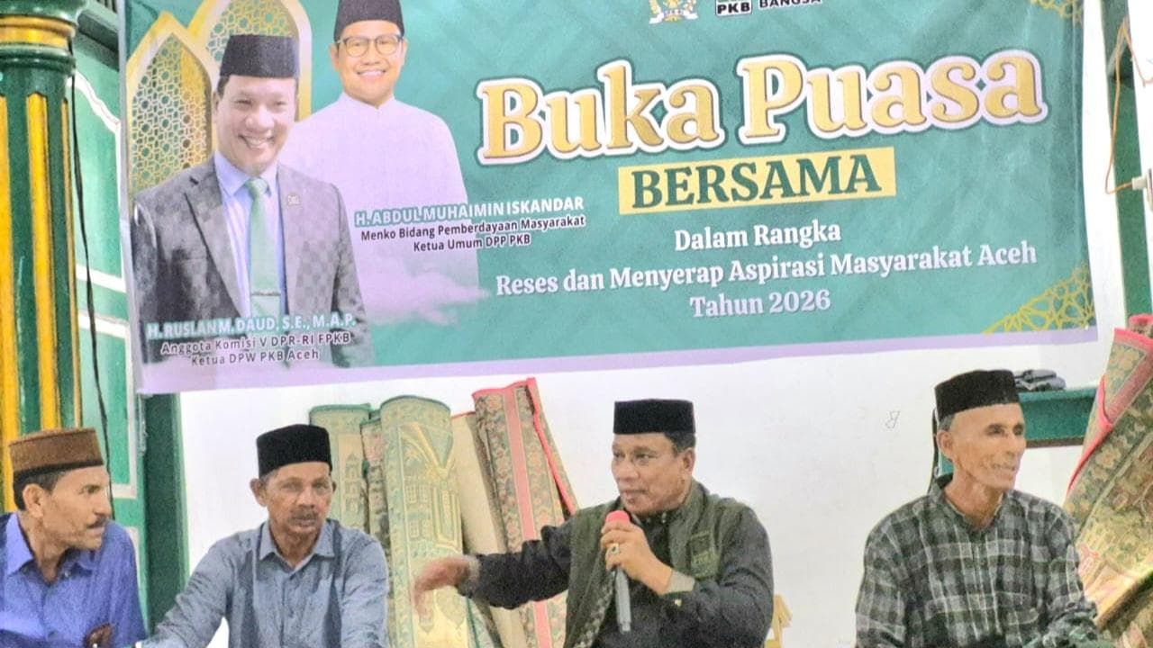 HRD Bagi-Bagi Rp 50 Juta dan Sembako untuk Warga Bencana Bireuen