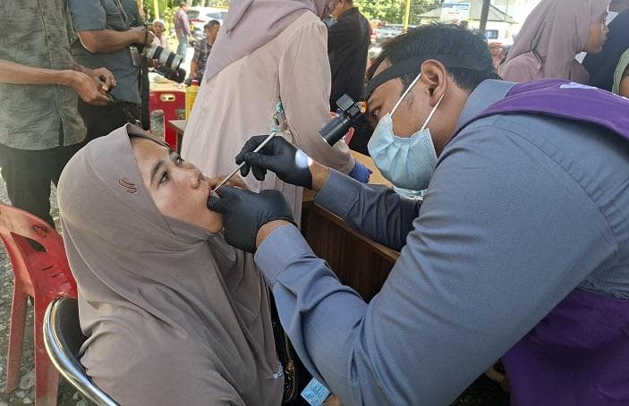 Bupati Aceh Barat Kirim 44 Dokter Obati Warga Banjir Pante Ceureumen