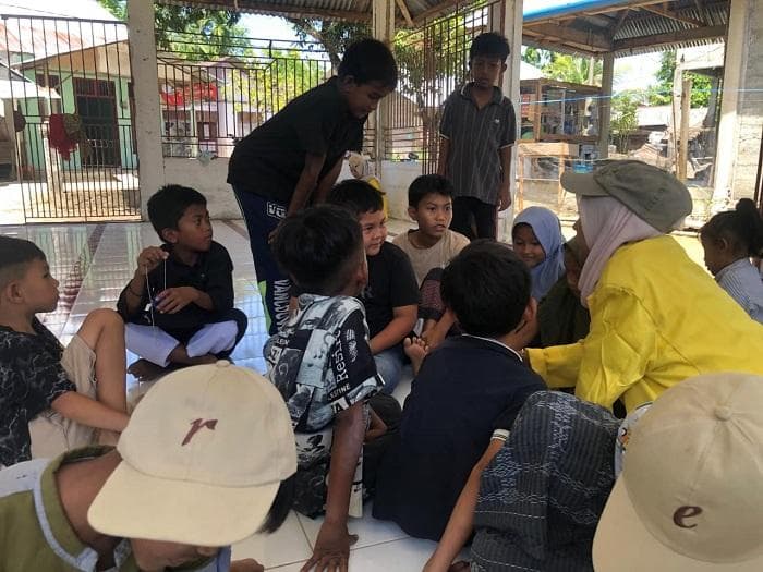 Mahasiswa Aceh Barat Bangun Sarana Air Bersih dan Edukasi Anak Pasca Banjir