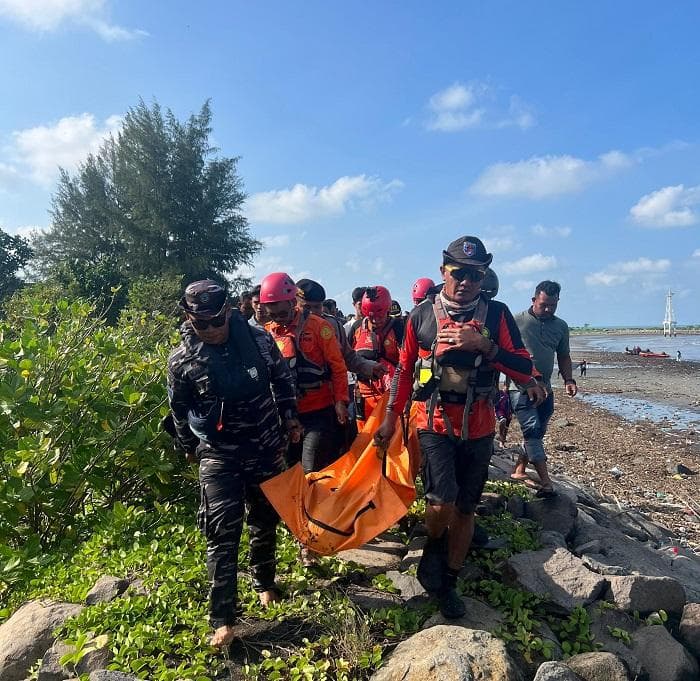 Nelayan Pidie Meninggal Terdampar di Pantai Sigli Setelah Terjatuh dari Boat