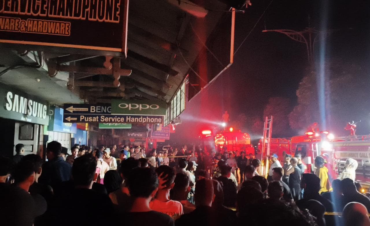 Toko HP Terkenal di Banda Aceh Terbakar, Kerugian Rp 700 Juta