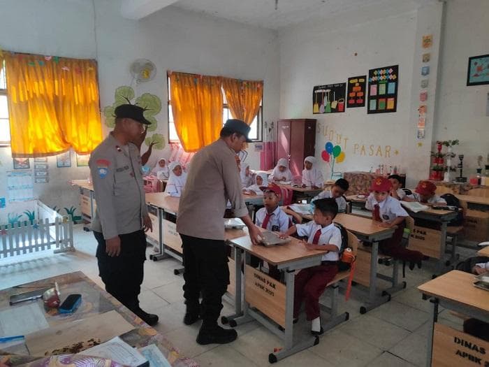 Polisi Lhokseumawe Kawal Penyaluran MBG untuk Pelajar dan Kelompok Rentan