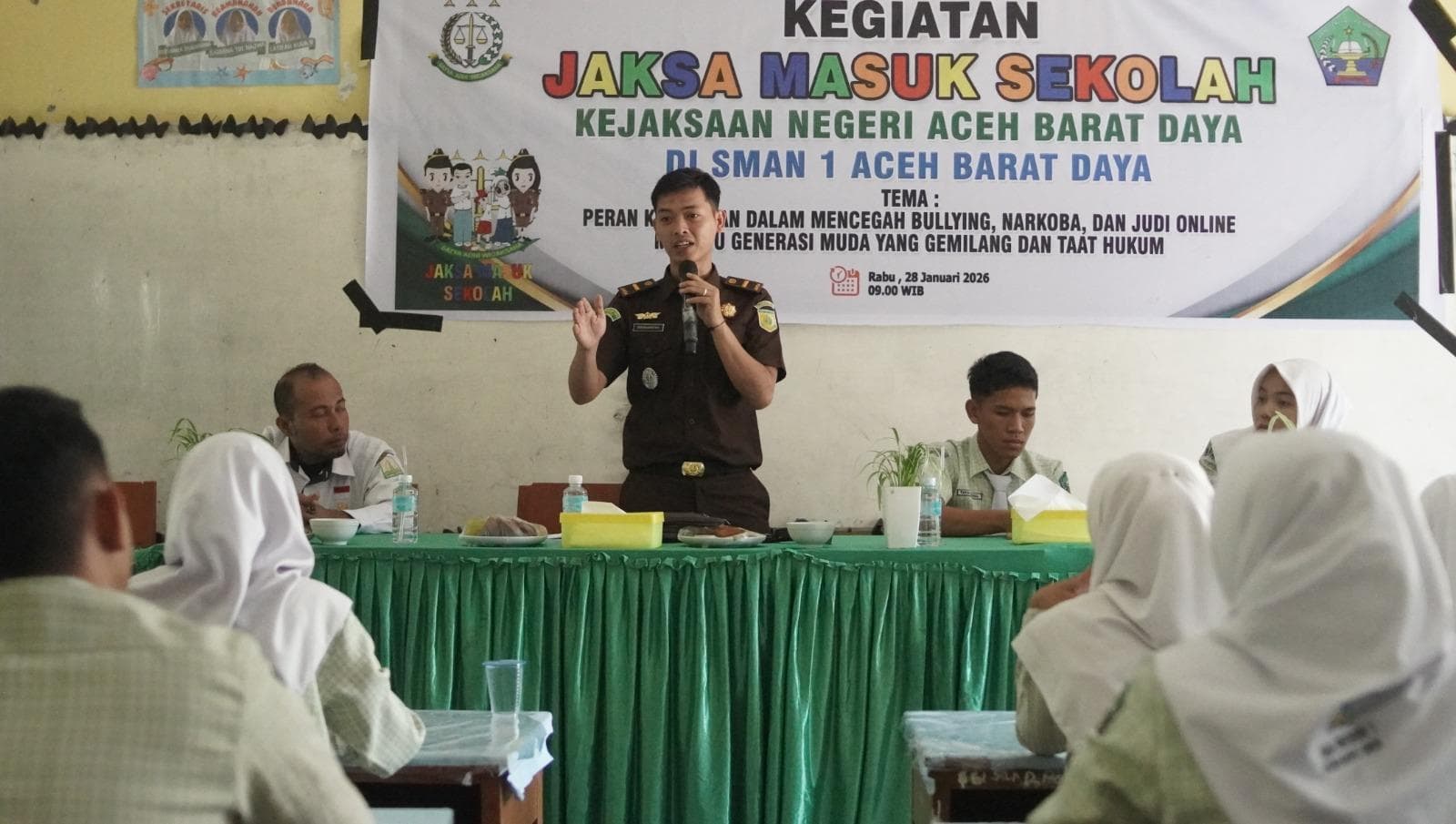 Kejari Aceh Barat Daya Sosialisasi Bahaya Judi Online ke Siswa SMA