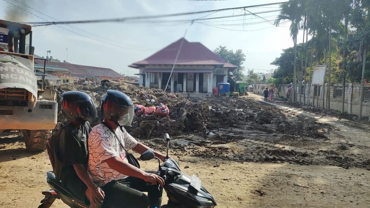 Lumpur dan Debu Masih Menyelimuti Aceh Tamiang Dua Bulan Pascabanjir