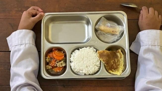 Program Makan Gratis di Sekolah Aceh Menantang Tradisi Puasa Ramadan
