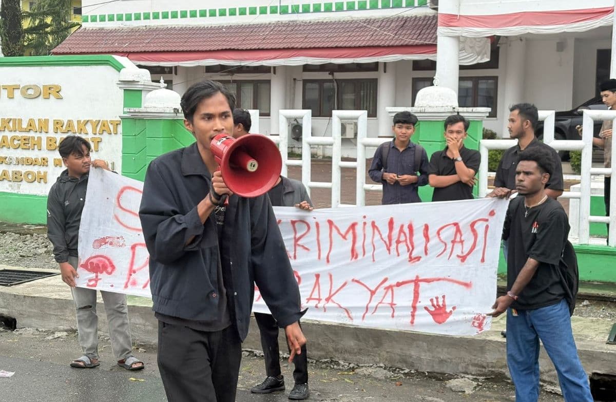 Mahasiswa Aceh Barat Demo Tuntut Reformasi Polri dan Penghapusan Kekerasan