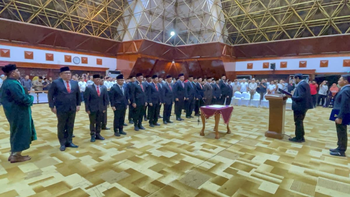 Gubernur Aceh Lantik 25 Pejabat Eselon II untuk Tingkatkan Kinerja Pemerintah