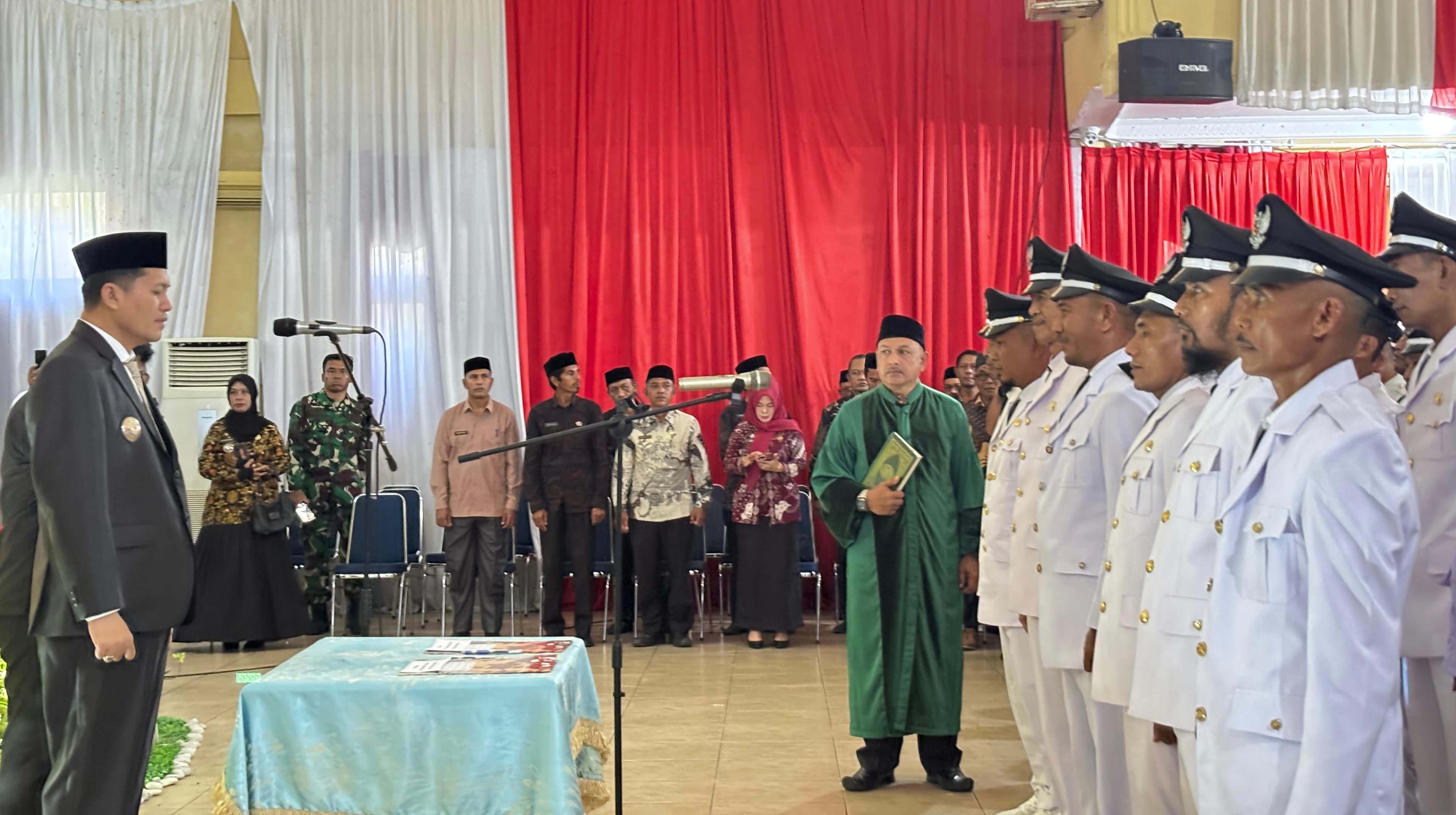 152 Keuchik Baru Aceh Selatan Dilantik, Bupati Tekankan Kepercayaan dan Persatuan