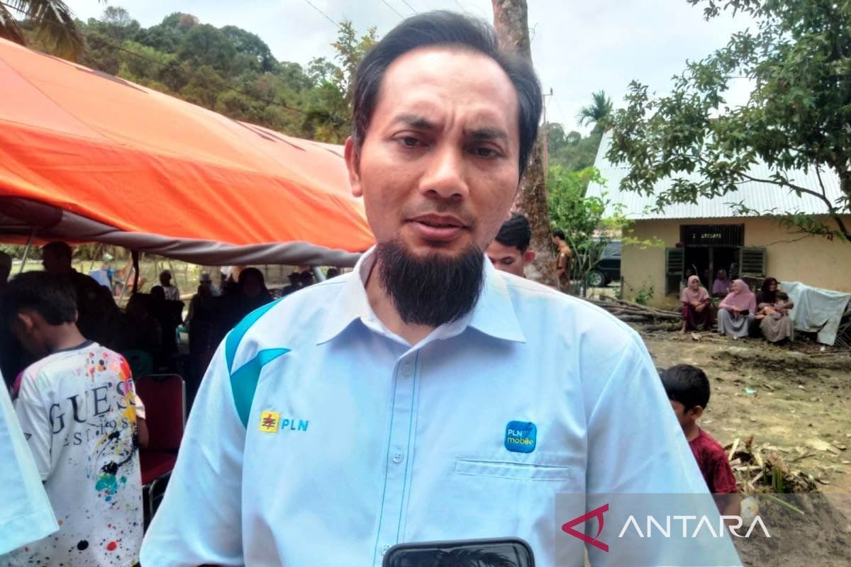 PLN Bangun Jaringan Listrik 400 Meter untuk Huntara di Aceh Barat