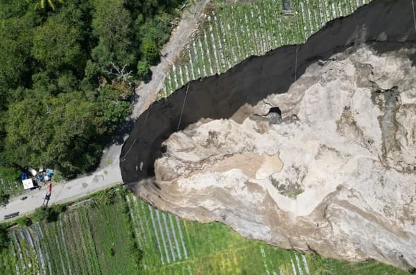 Lubang Raksasa di Aceh Tengah Meluas, Warga Kesulitan Distribusi Hasil Pertanian