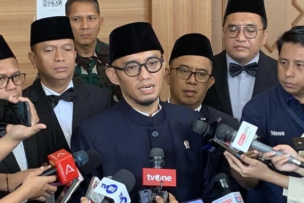 Pemerintah Imbau Tunda Umrah, Persiapan Haji 2026 Tetap Normal