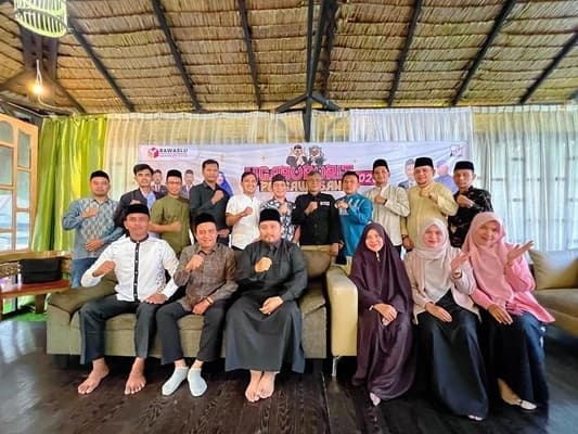 Bawaslu Aceh Selatan Perkuat Integritas Pengawas Pemilu 2026 via Ngabuburit