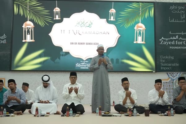 UIN Ar-Raniry Bagikan 2.000 Paket Iftar Harian untuk Warga Aceh