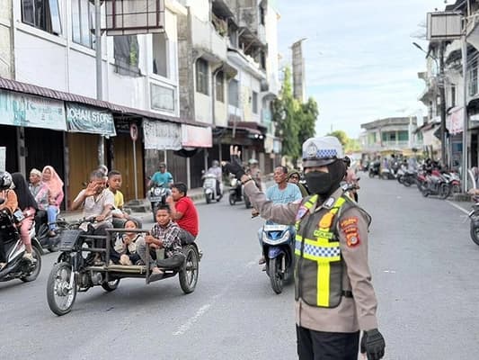Polres Abdya Atur Lalu Lintas dan Jaga Keamanan Selama Ramadan
